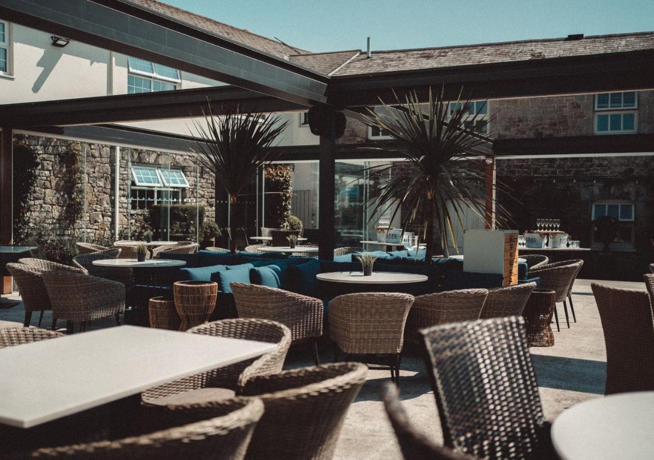The Bear, Cowbridge Hotel Exterior photo